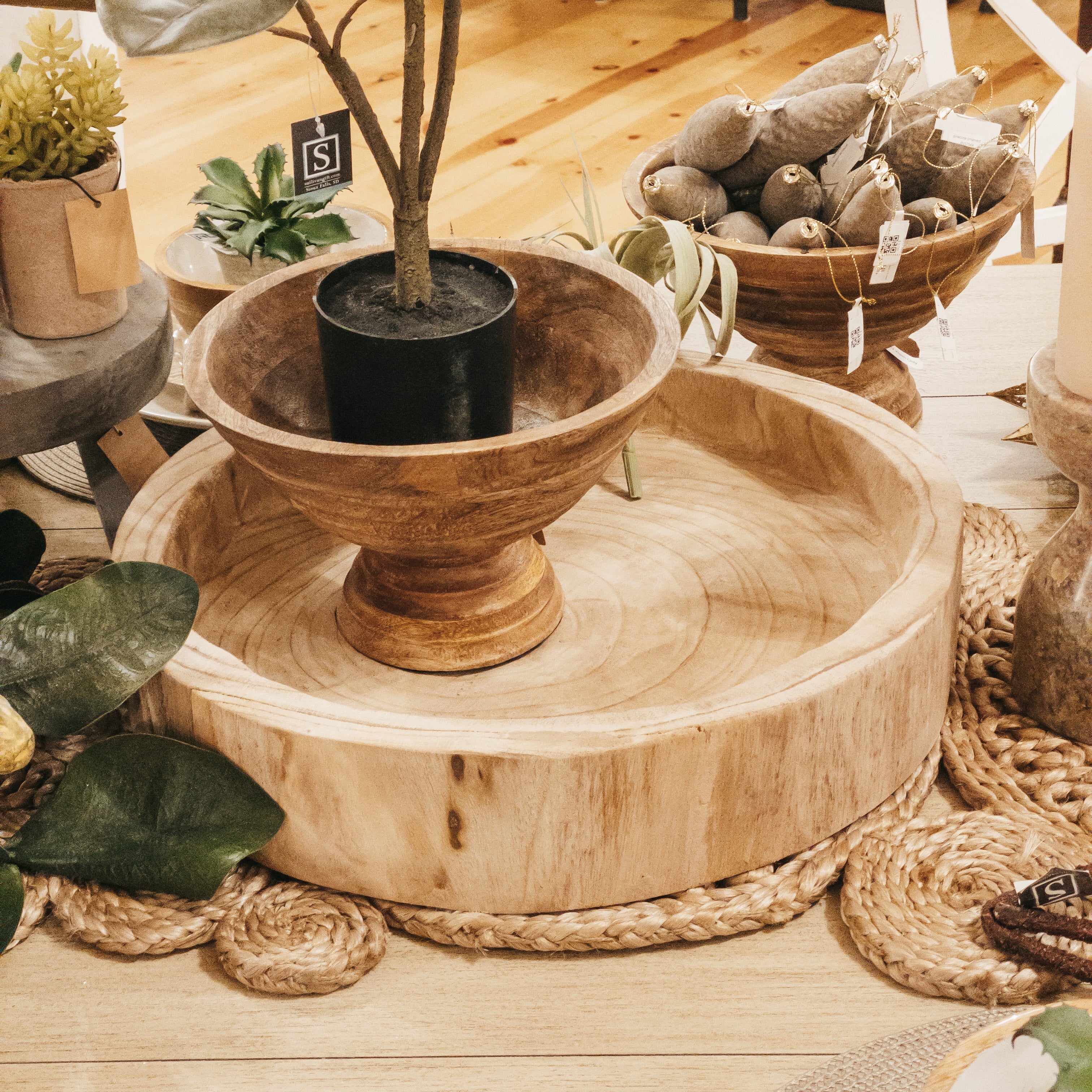Hand Carved Paulownia Wood Tray