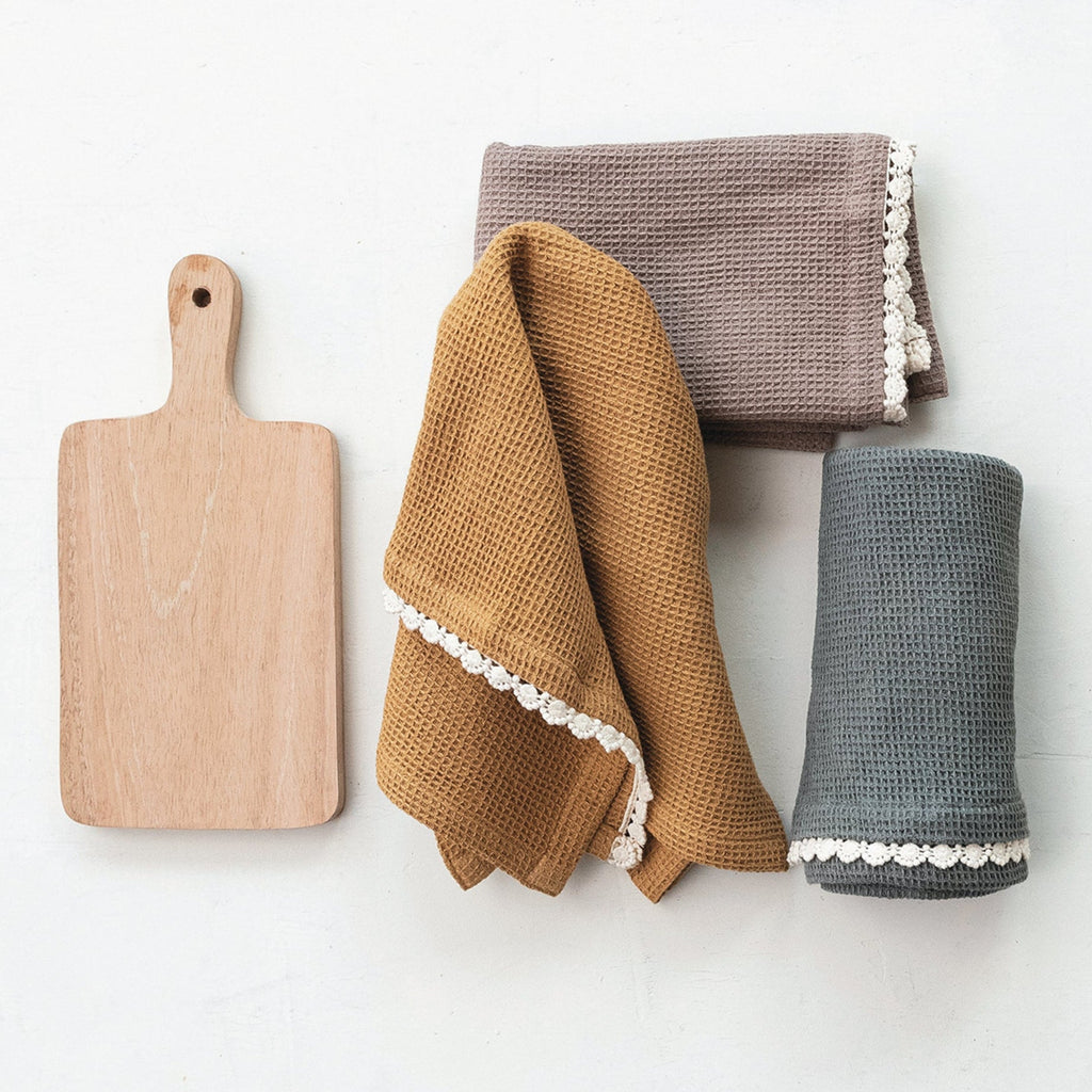 Set of 3 Waffle Weave Towels w/ Mango Wood Cutting Board